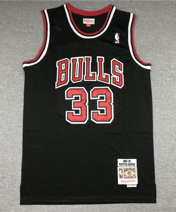 Scottie Pippen Basketball #33 Jersey Chicago Bulls 1997/98 Black Hardwood Classics